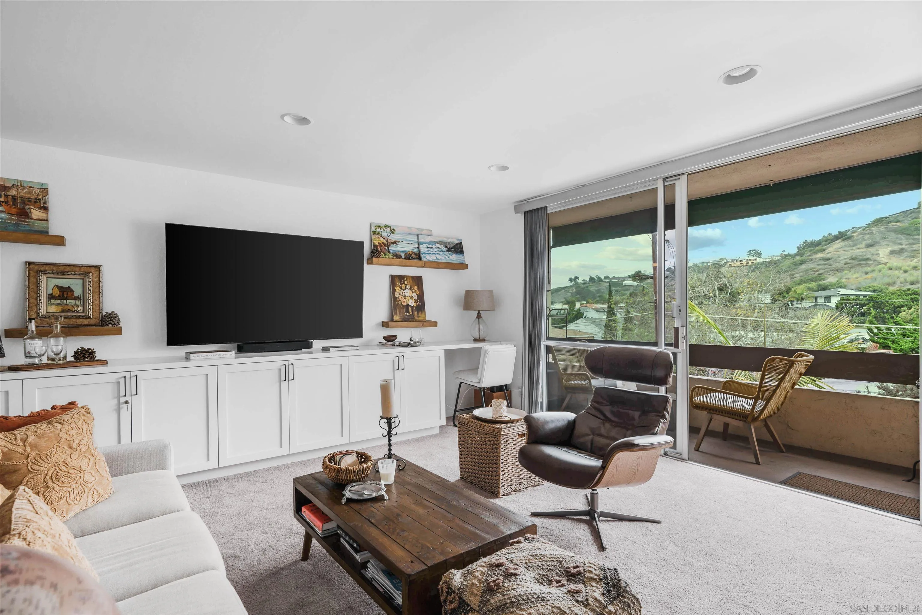 6455 La Jolla Blvd Unit: 246