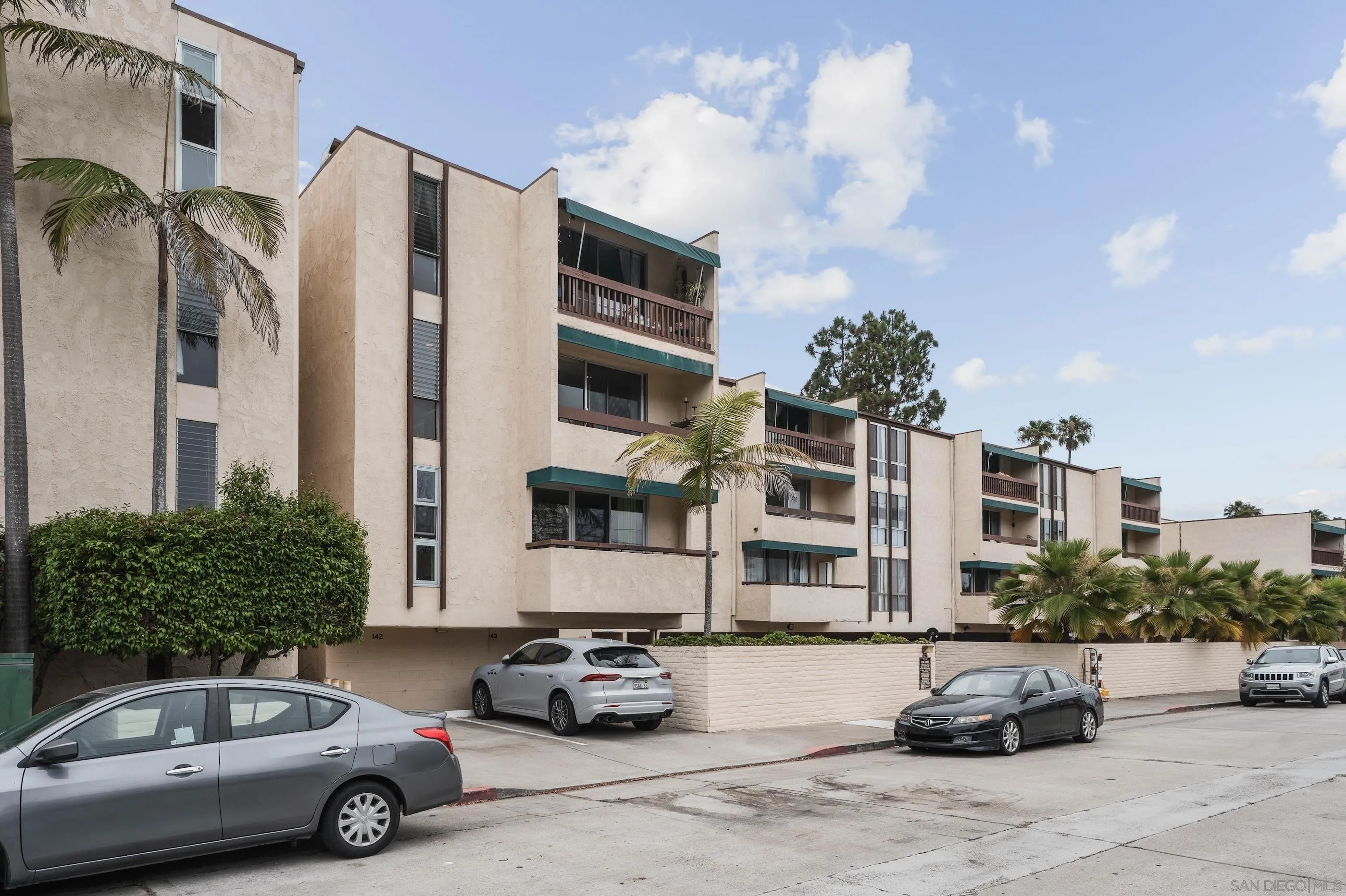 6455 La Jolla Blvd Unit: 246