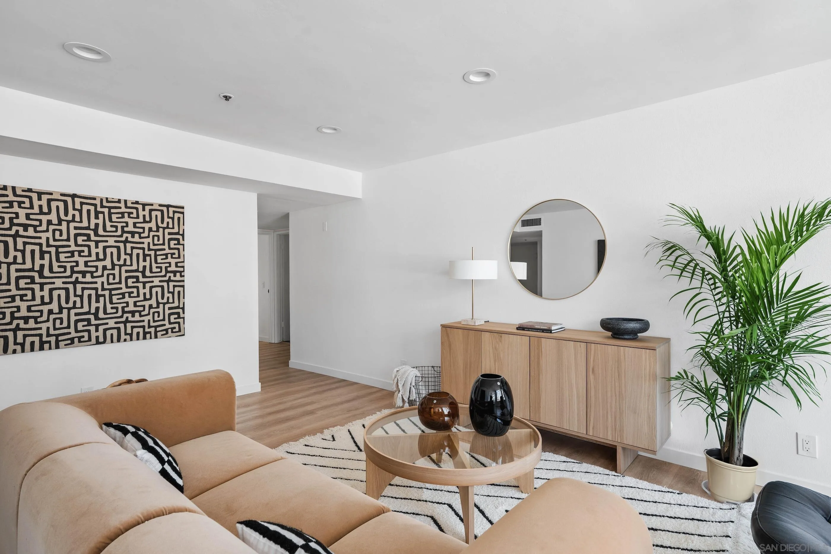 3290 6th Ave Unit 3b