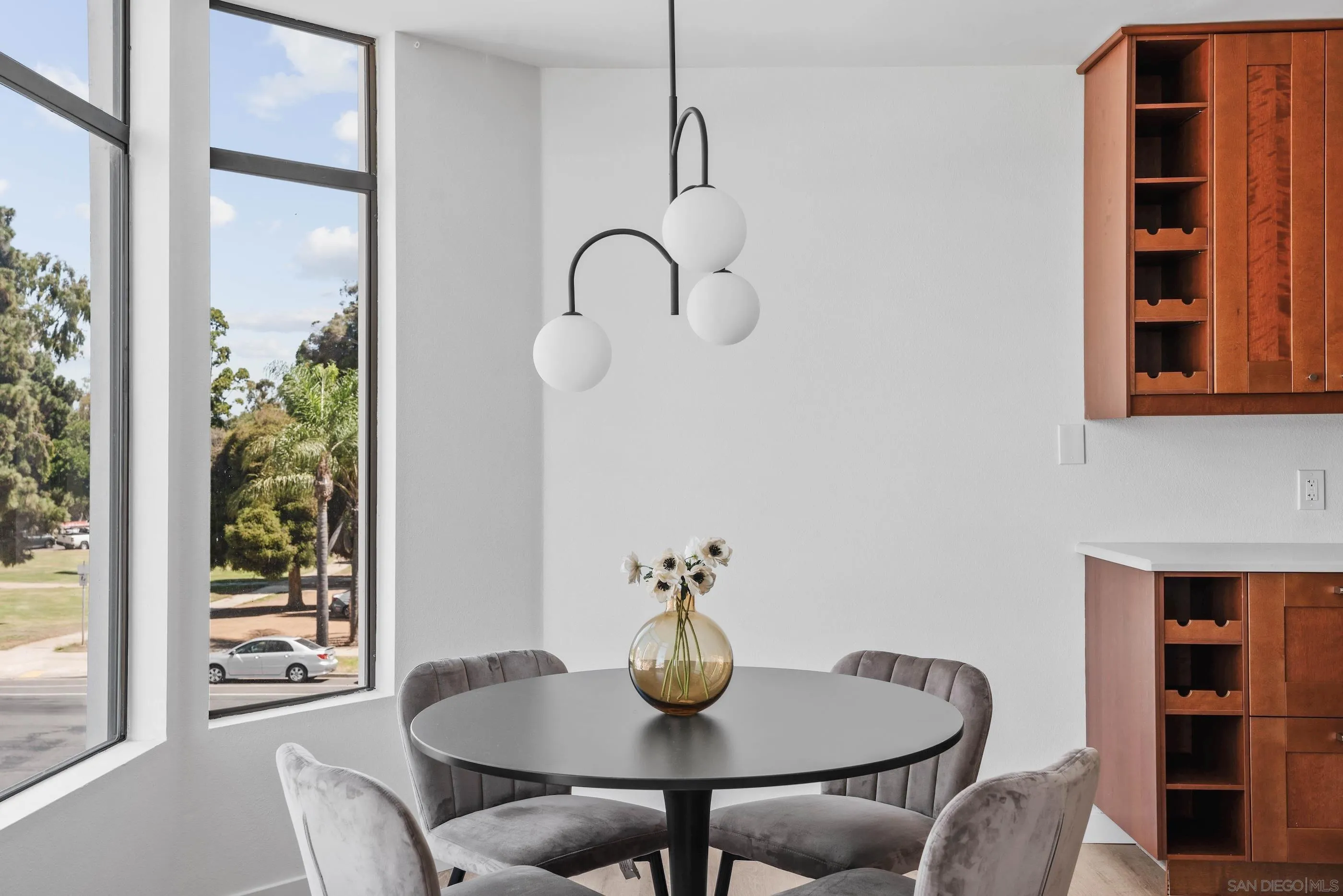 3290 6th Ave Unit 3b