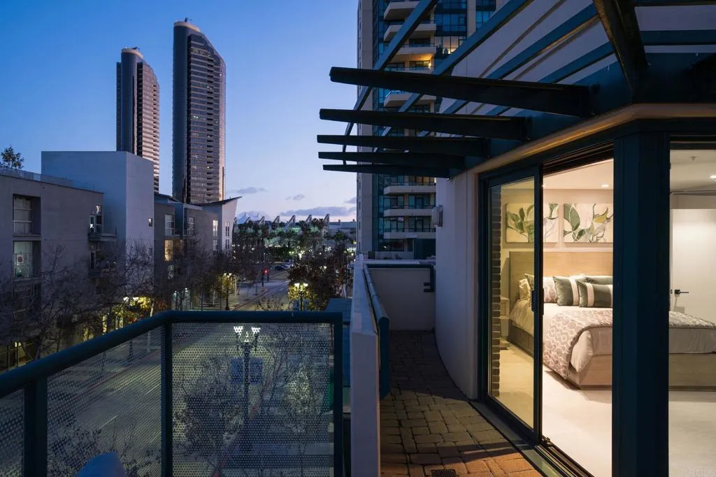 555 Front Street Unit 204