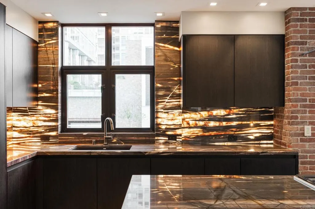 555 Front Street Unit 204