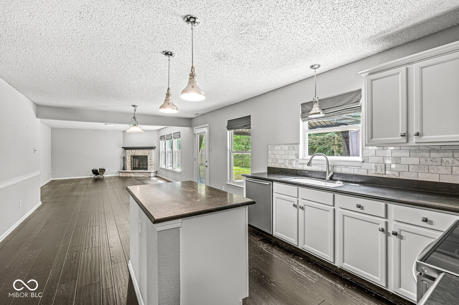 5641 Buck Drive