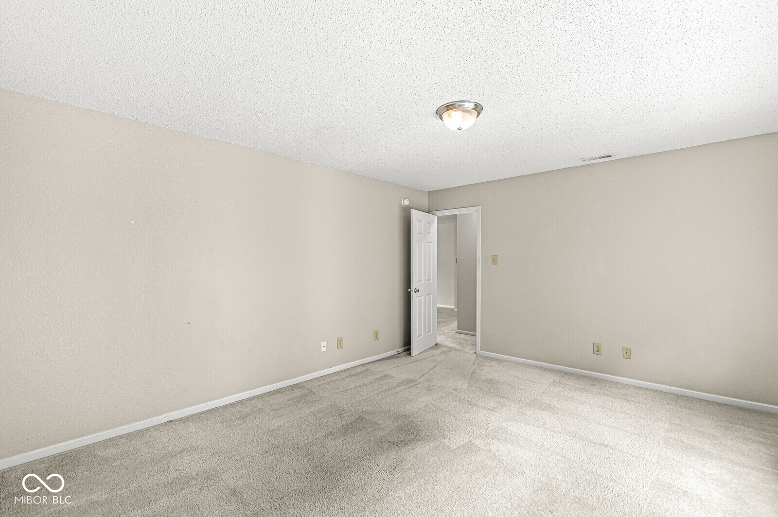 5641 Buck Drive
