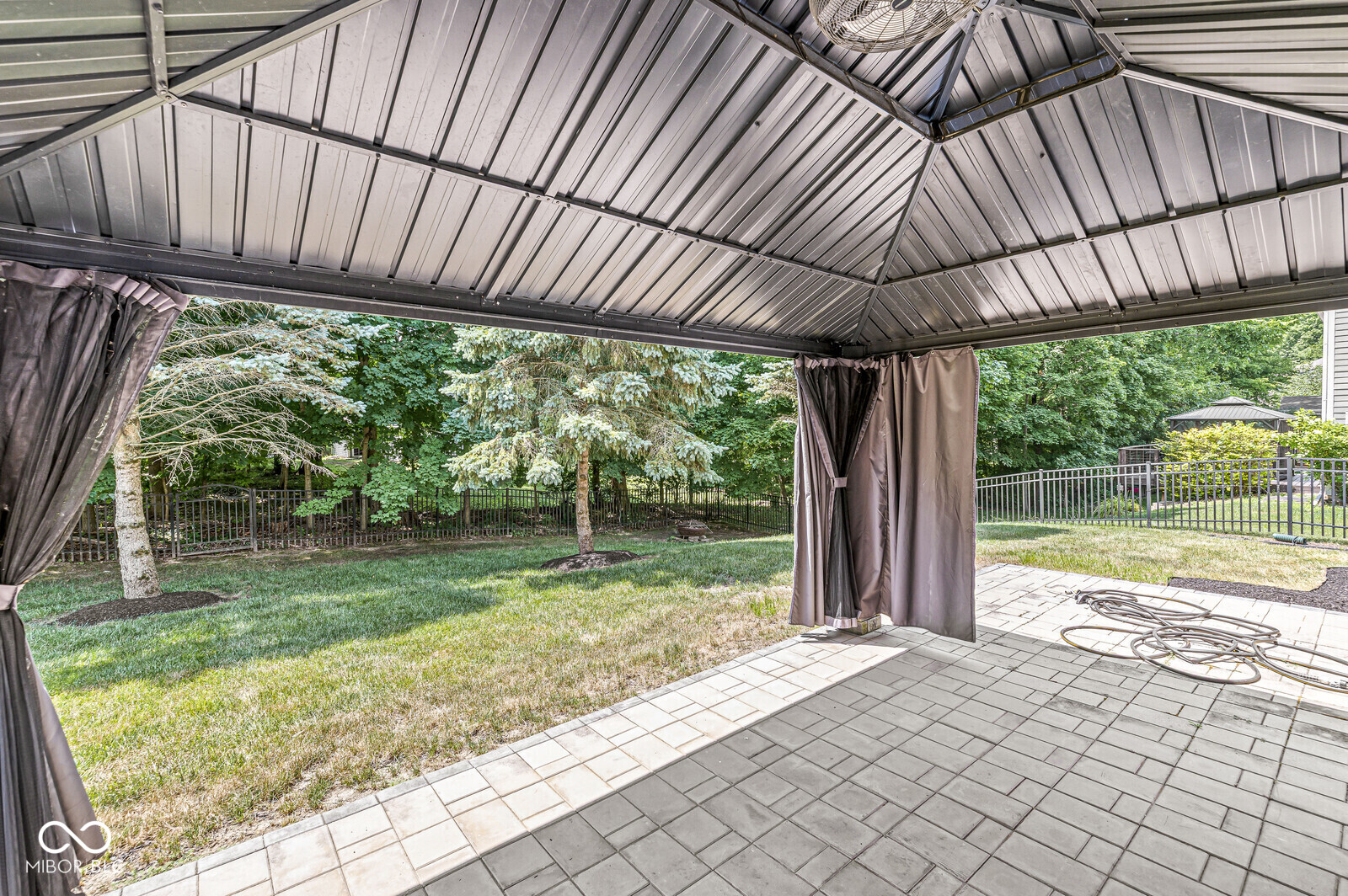 5641 Buck Drive
