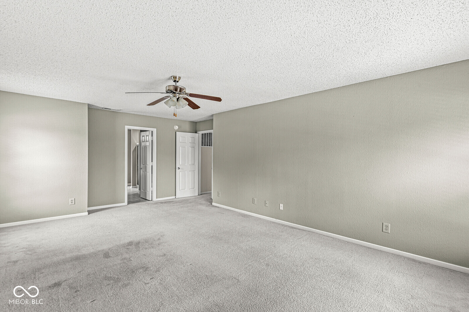 5641 Buck Drive
