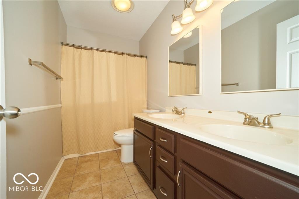 2930 Saddlehorn Drive