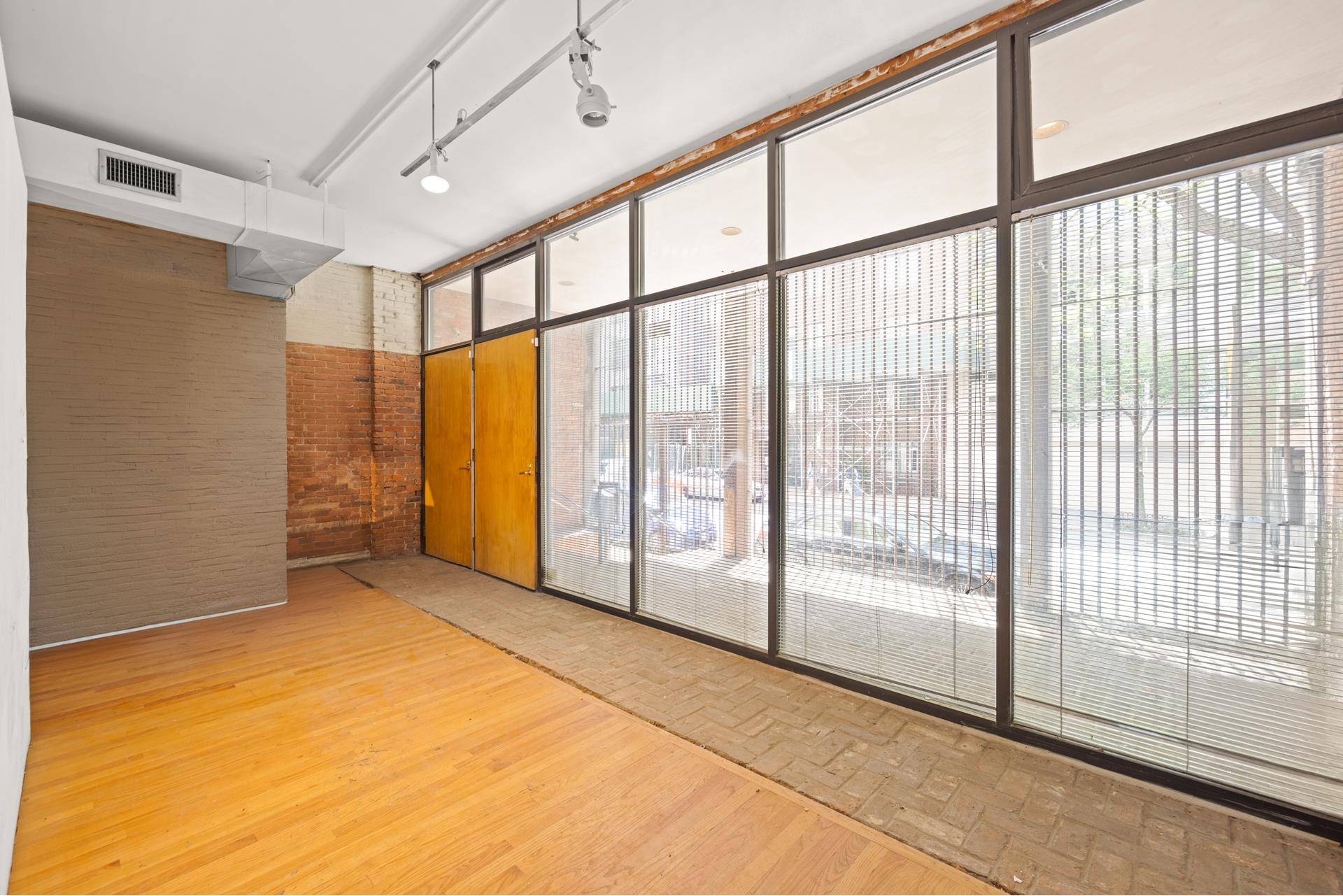 443 W 19TH Street