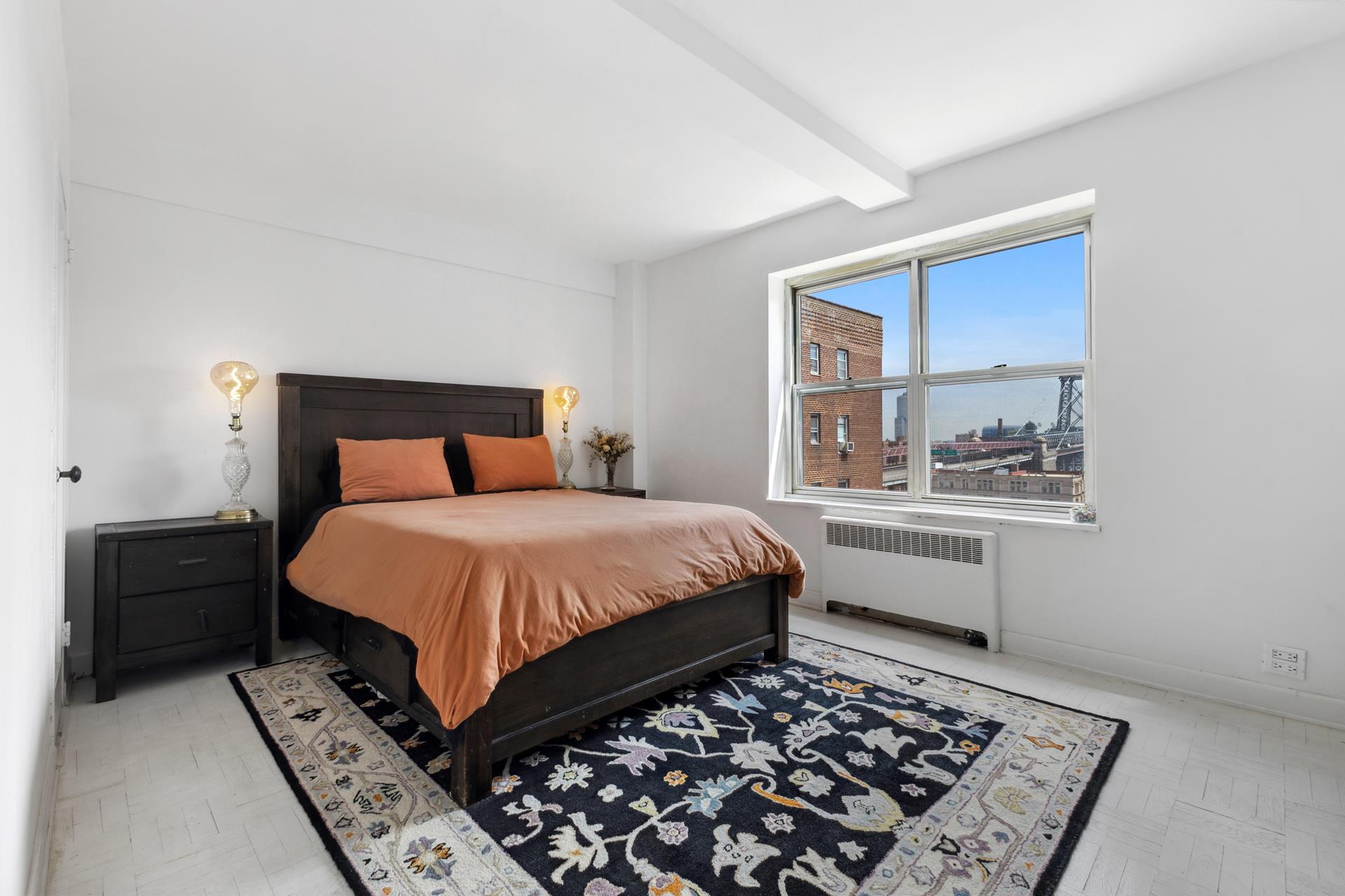 500 GRAND Street B11C