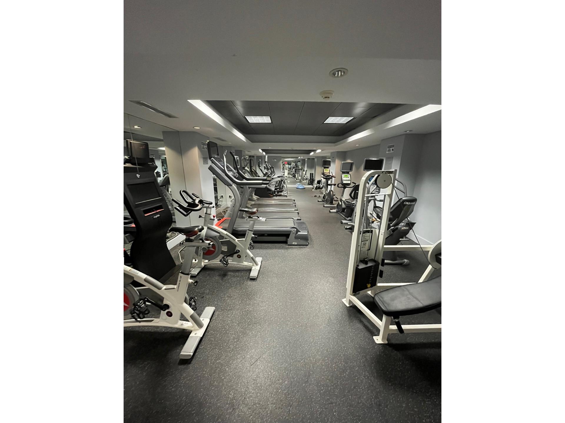 500 GRAND Street B11C