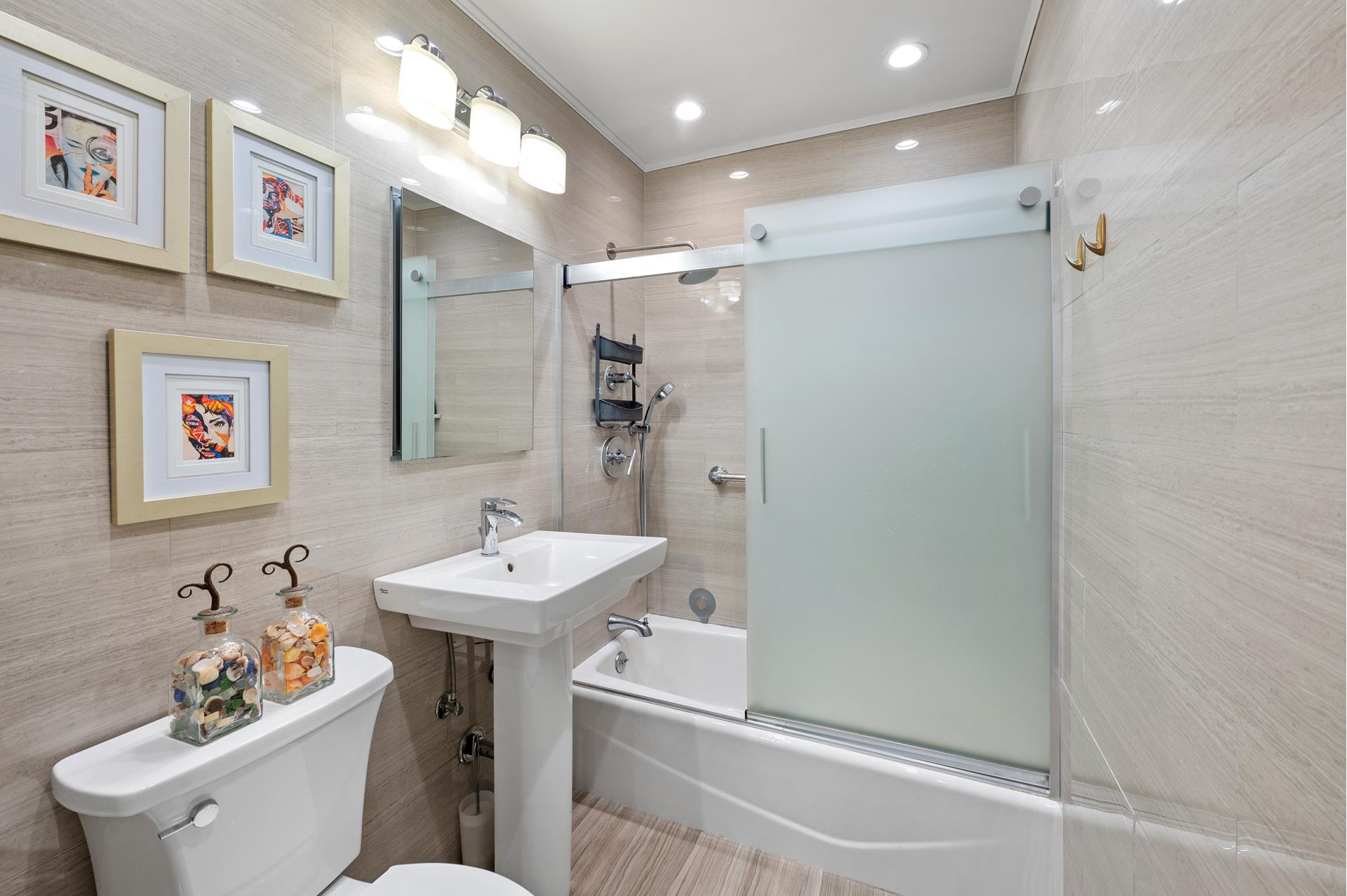 622 WASHINGTON Street GB