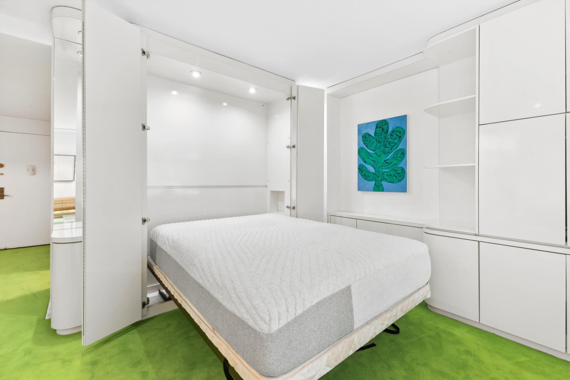 2 5TH Avenue 2E