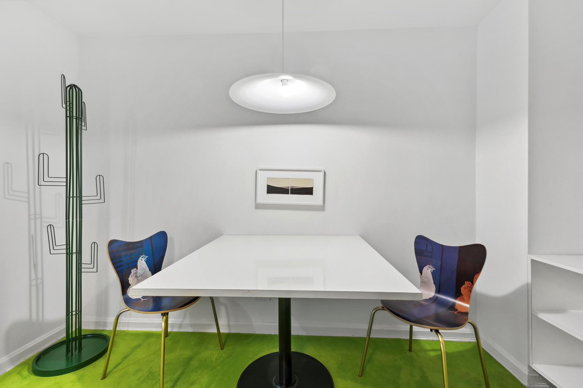 2 5TH Avenue 2E