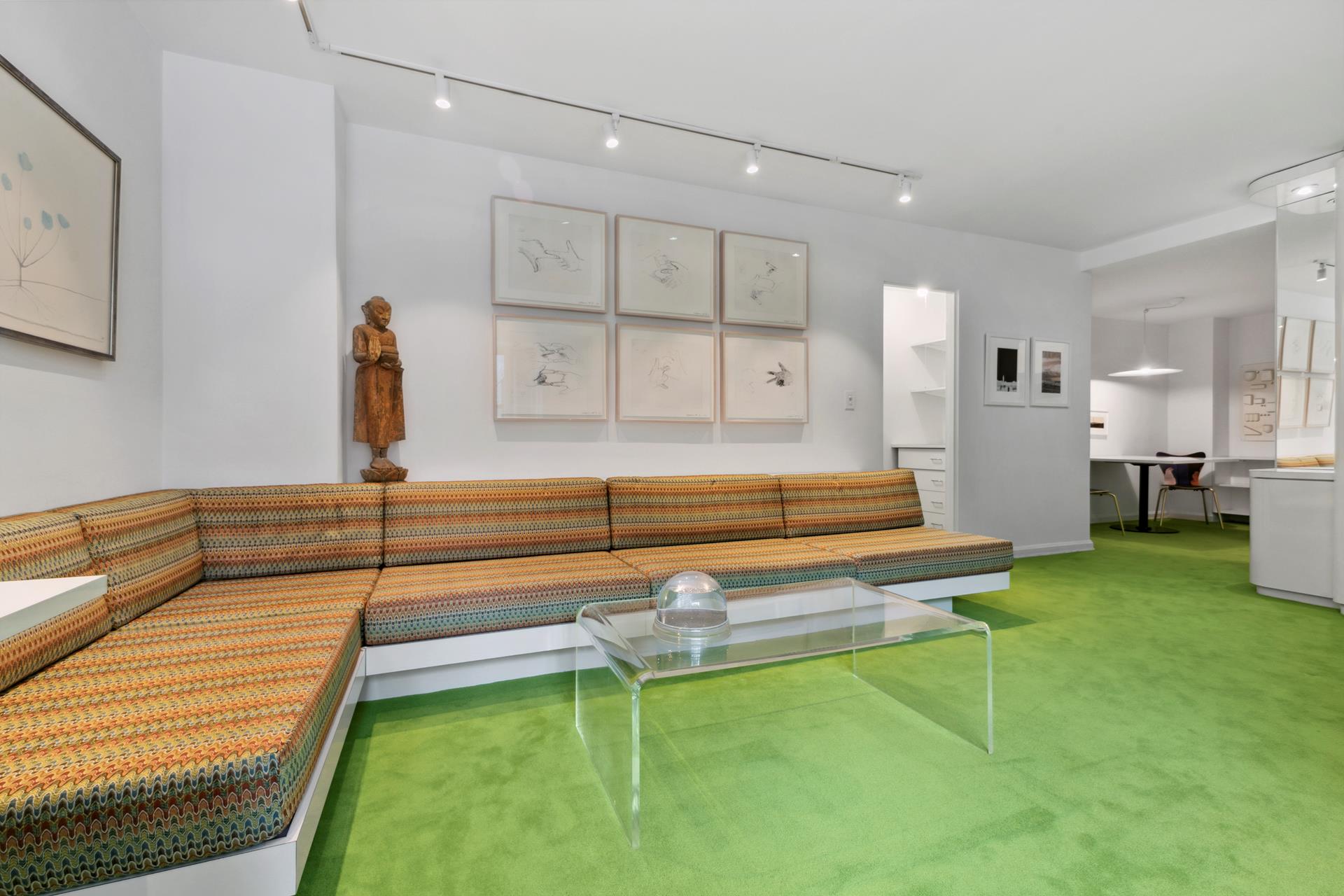 2 5TH Avenue 2E