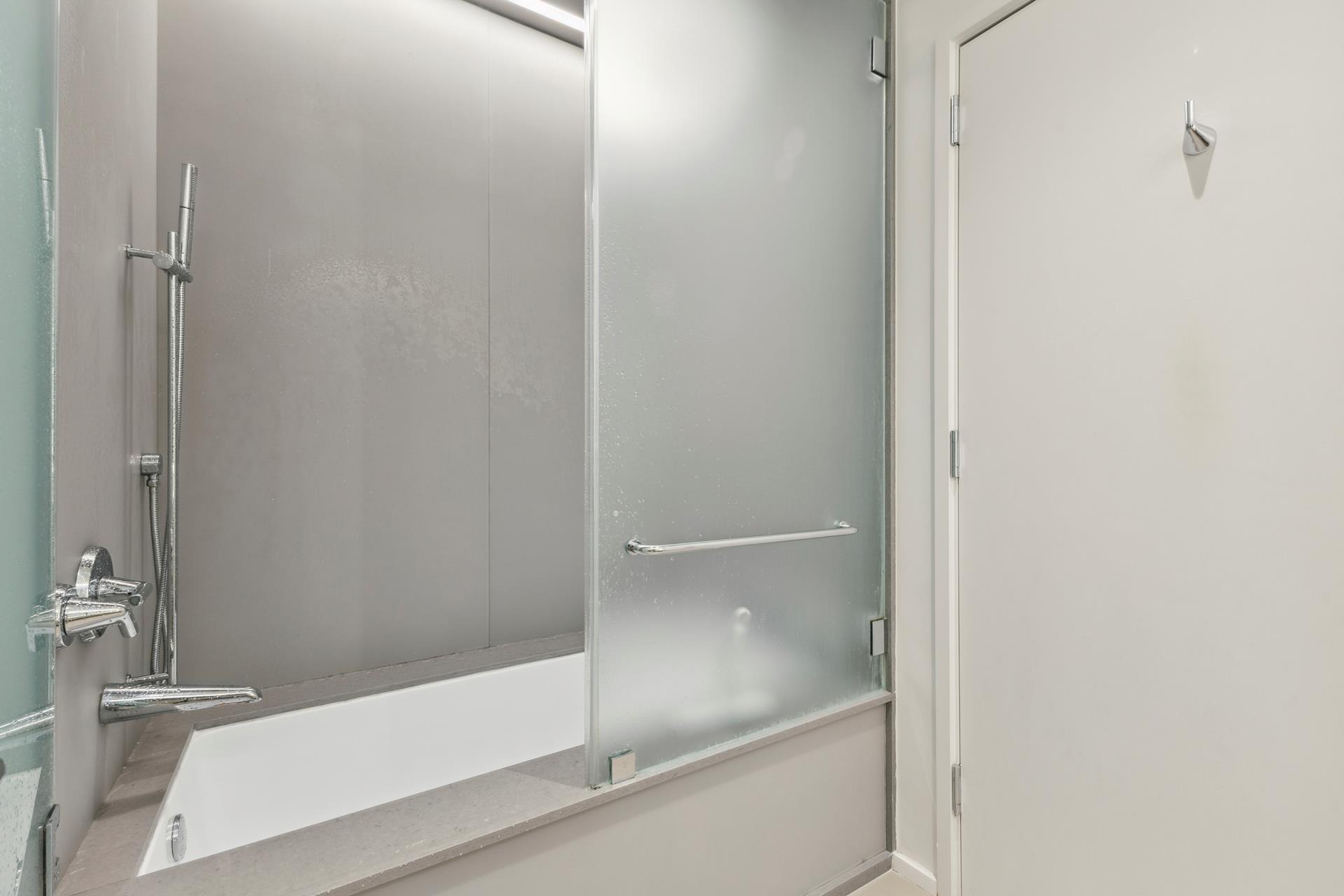 121 E 22ND Street N603