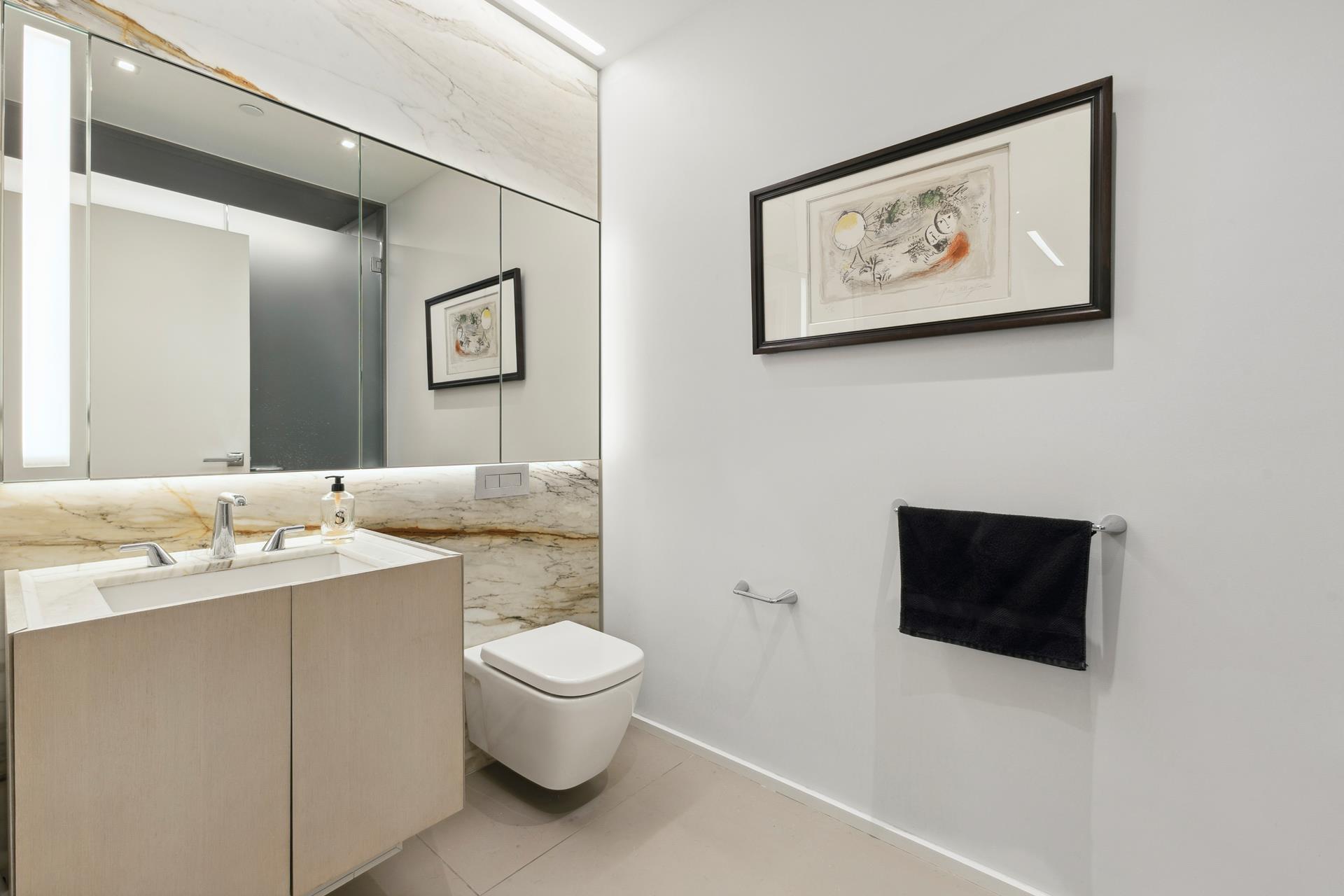 121 E 22ND Street N603