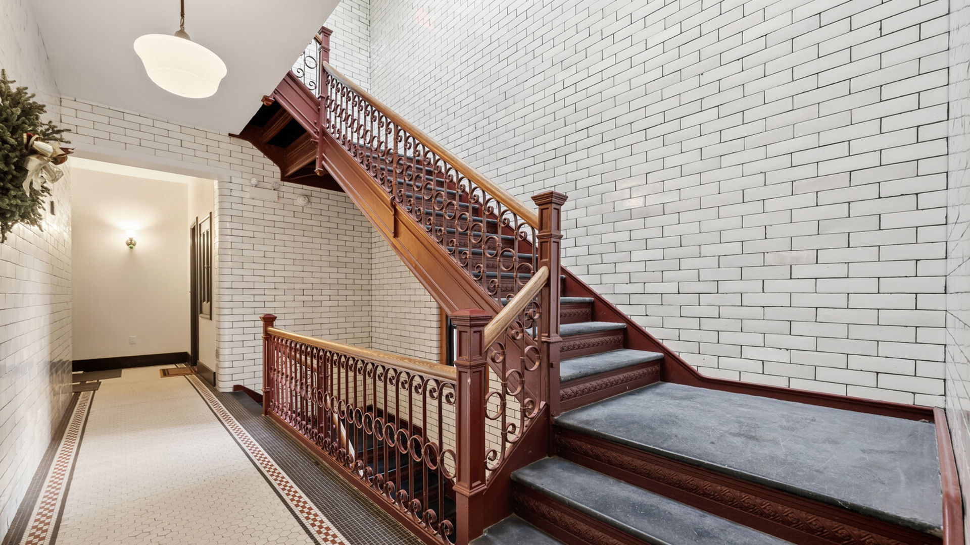 231 W 21ST Street 5C