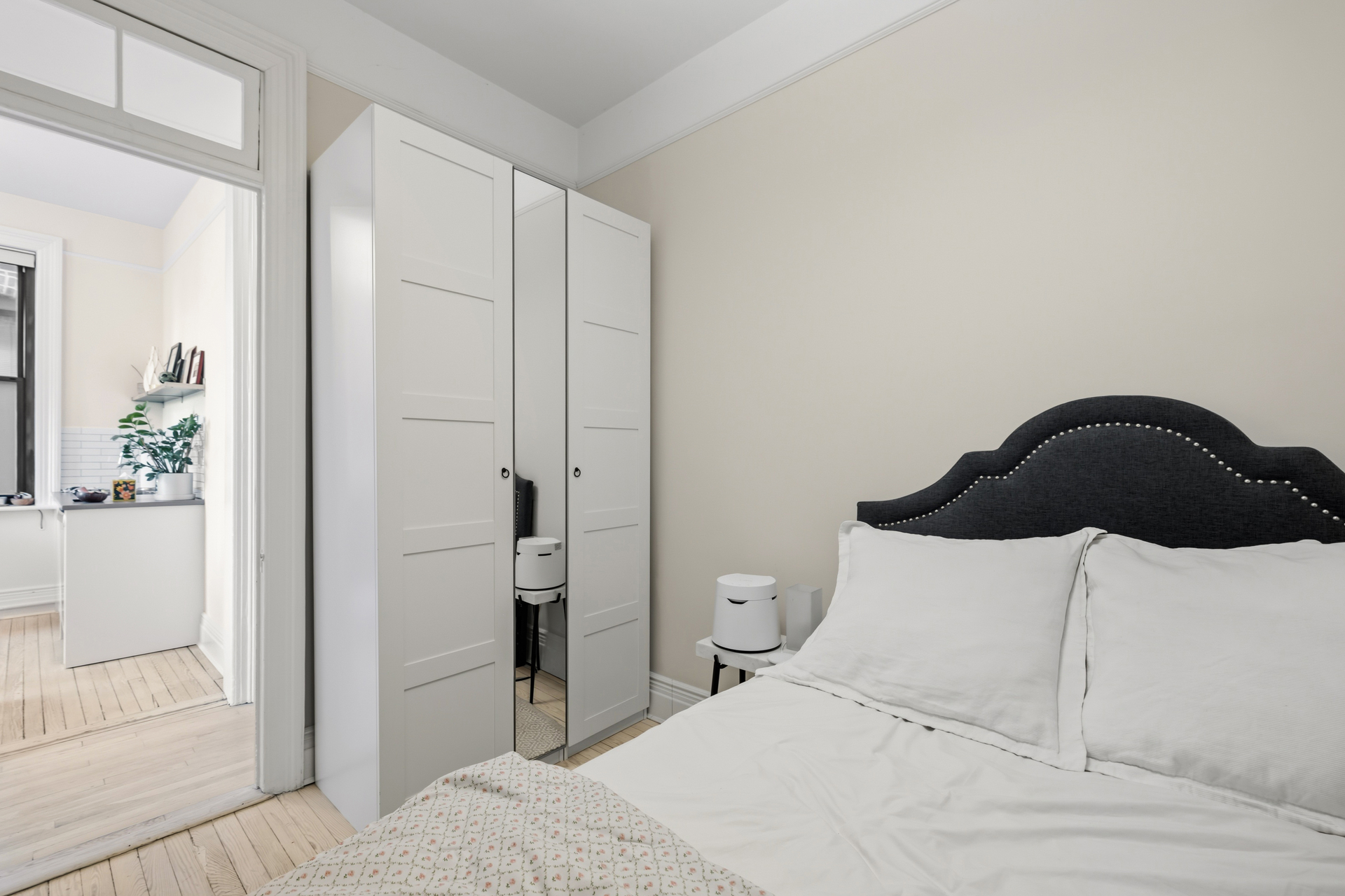 231 W 21ST Street 5C