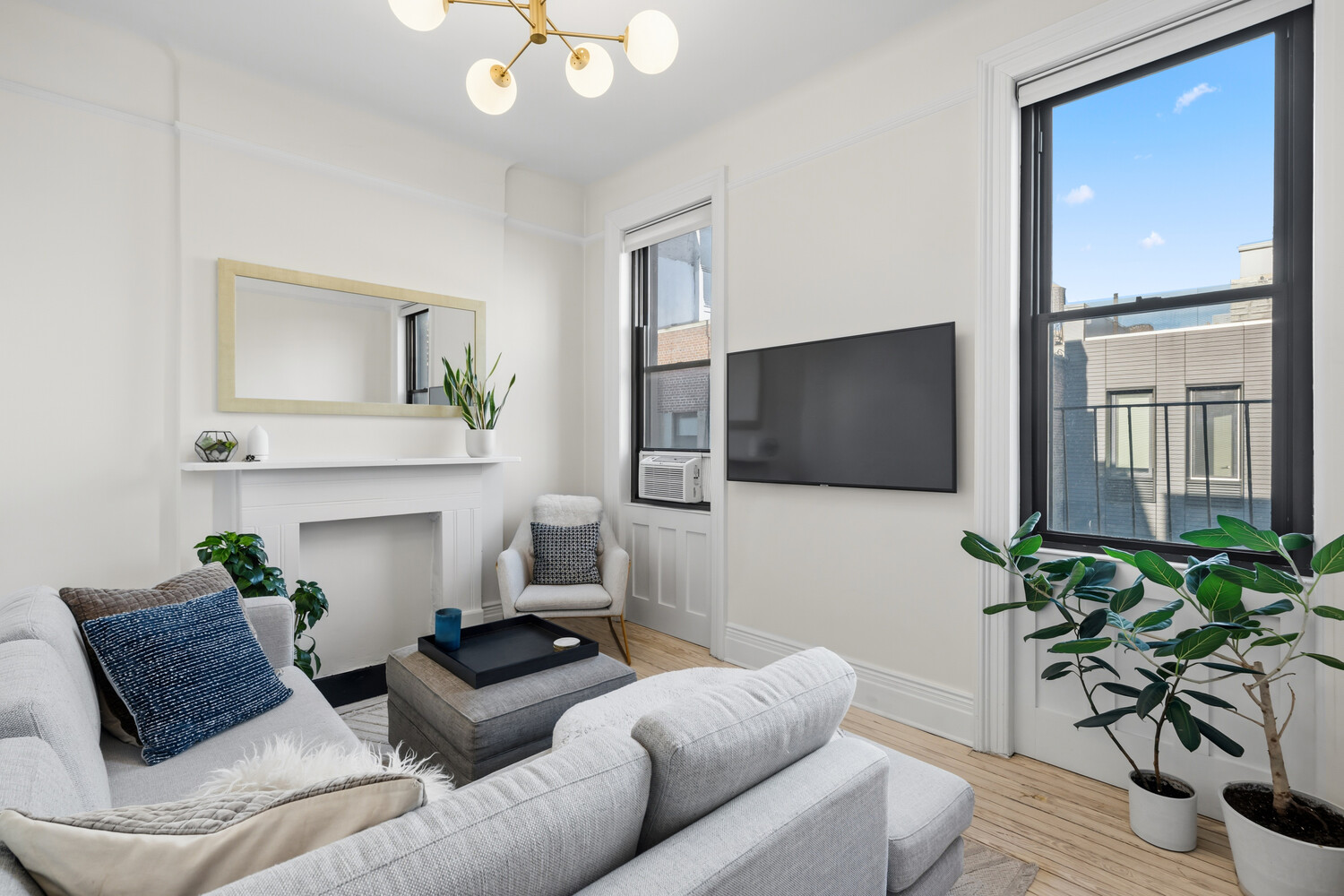 231 W 21ST Street 5C