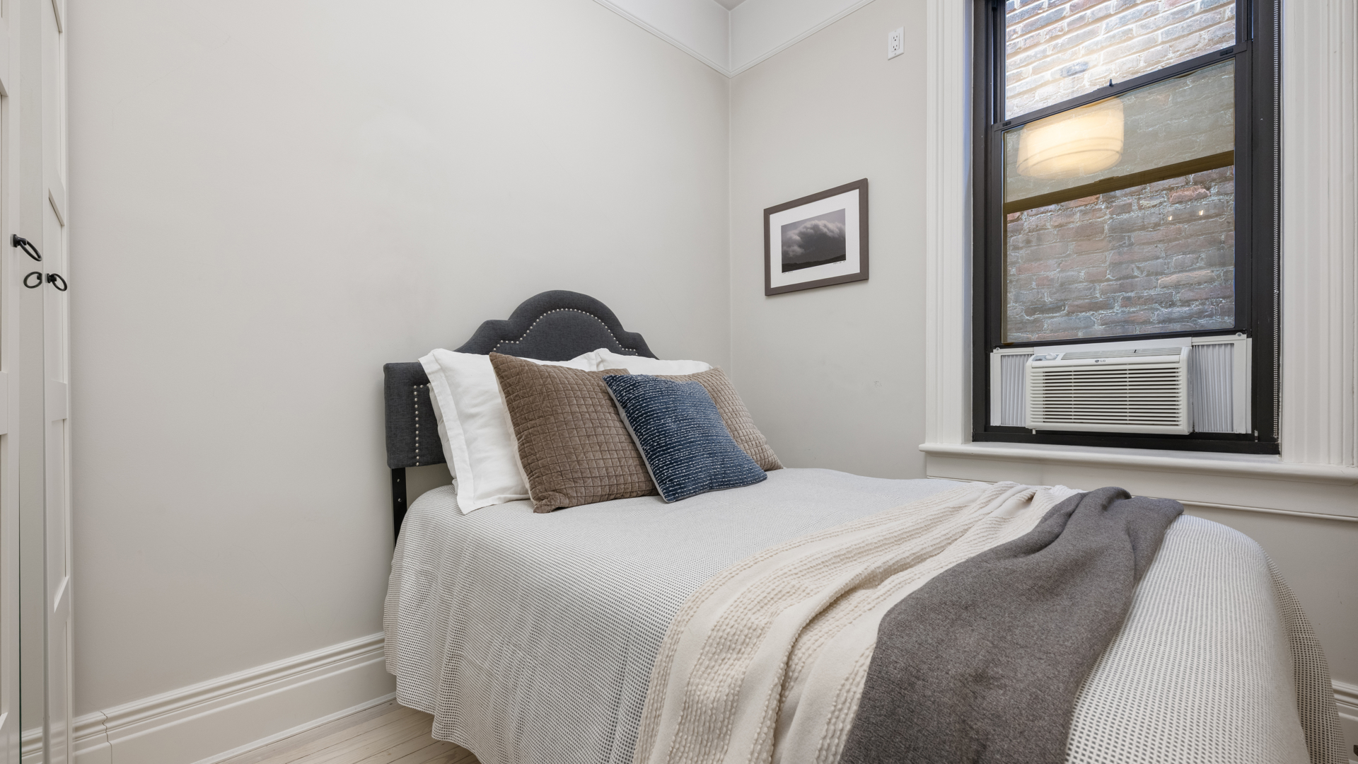 231 W 21ST Street 5C