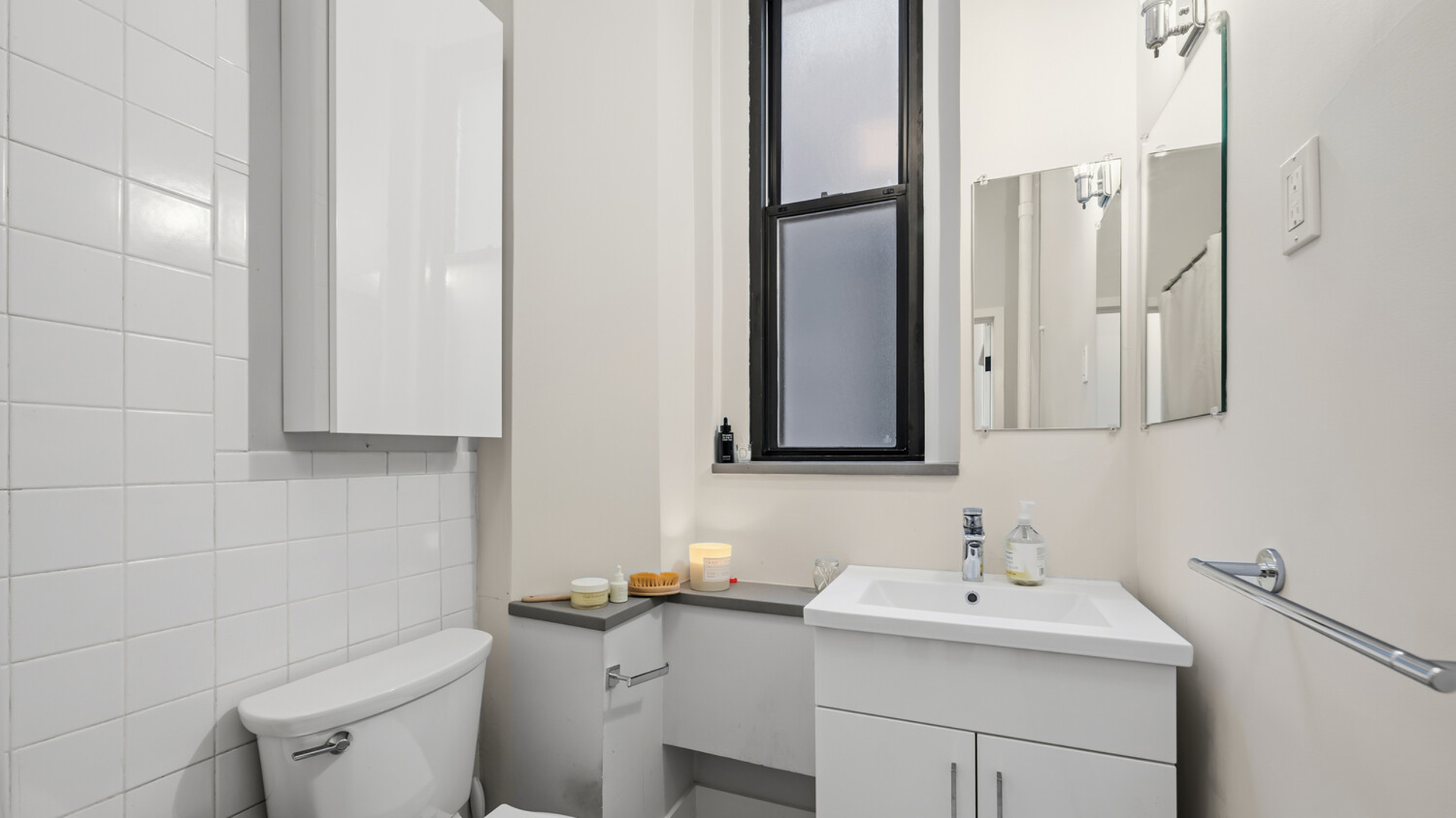 231 W 21ST Street 5C