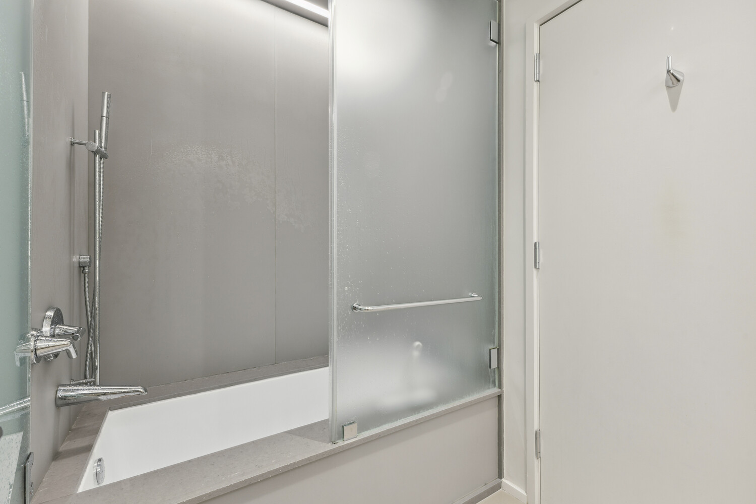 121 E 22ND Street N603