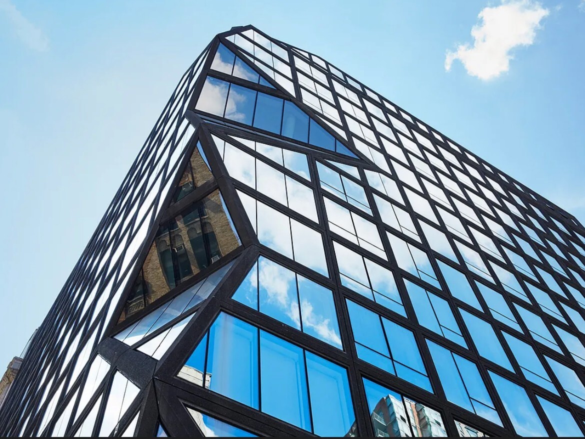 121 E 22ND Street N603