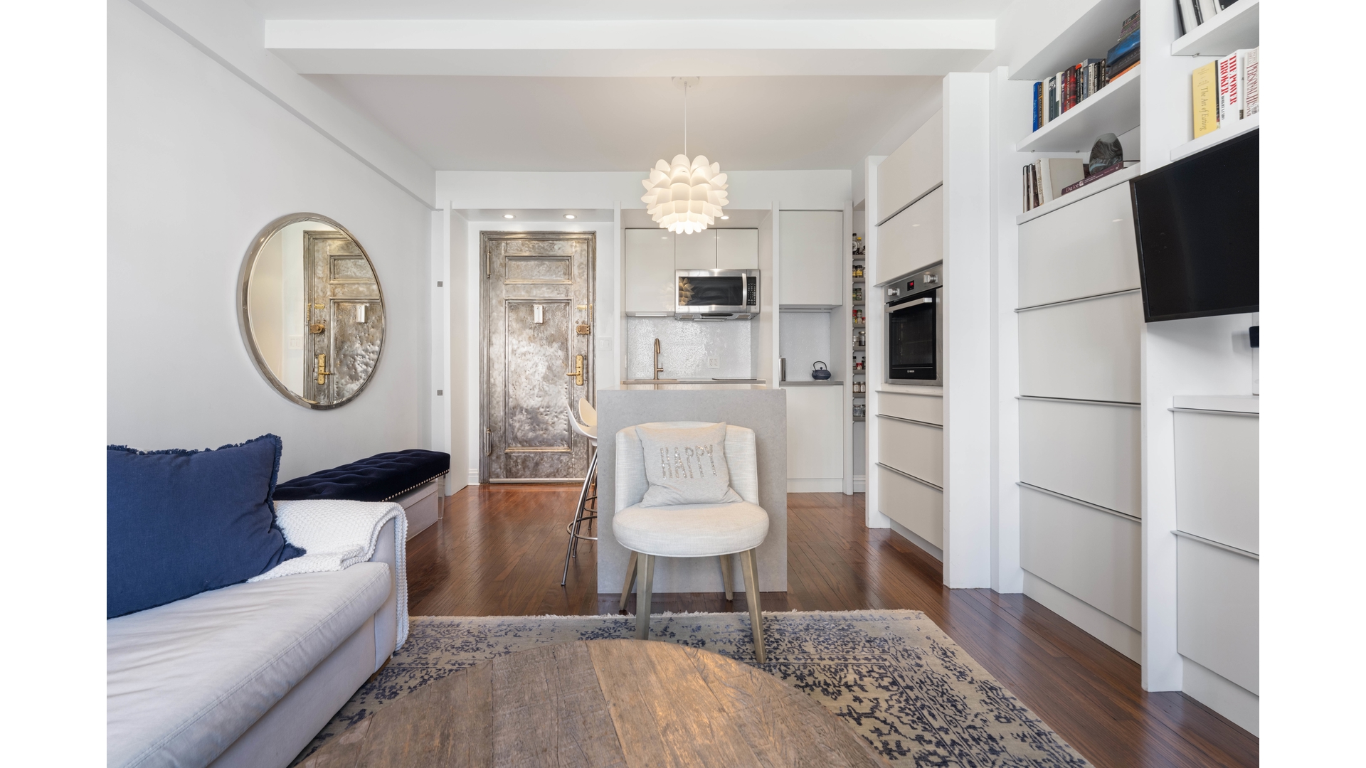 25 TUDOR CITY Place 1005