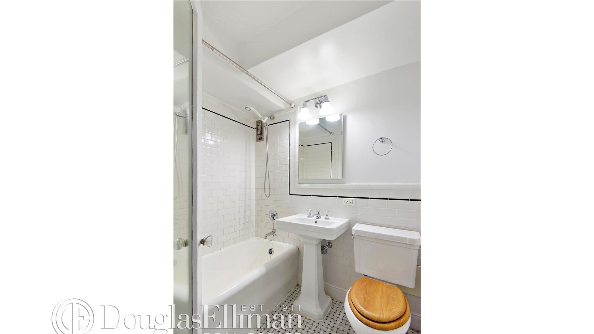 304 E 41ST Street 1306A