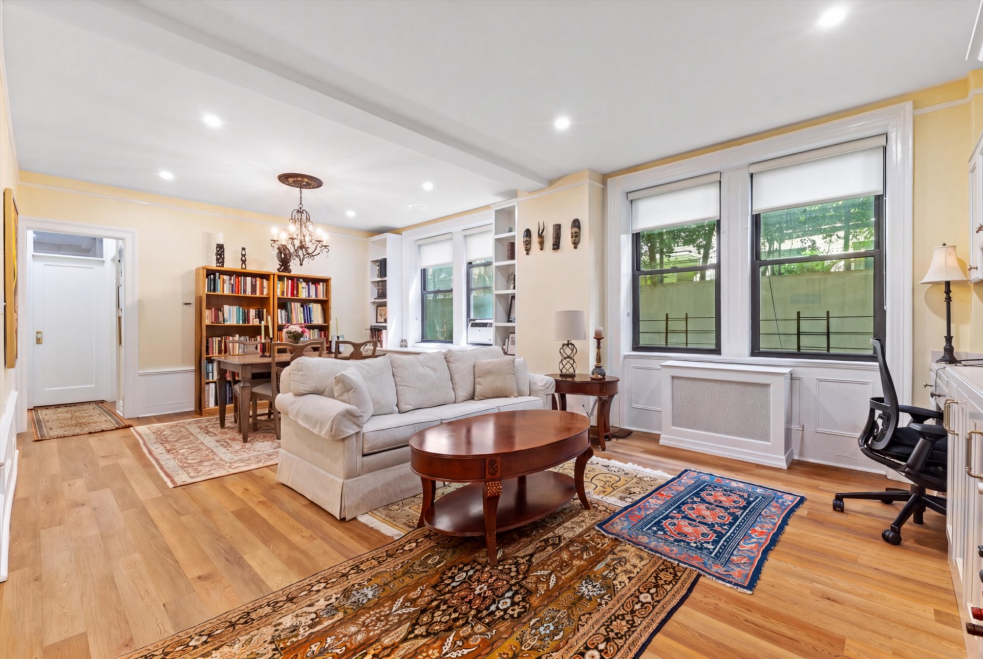 119 W 71st Street 2c New York City Ny Us 10023 Rls20112292