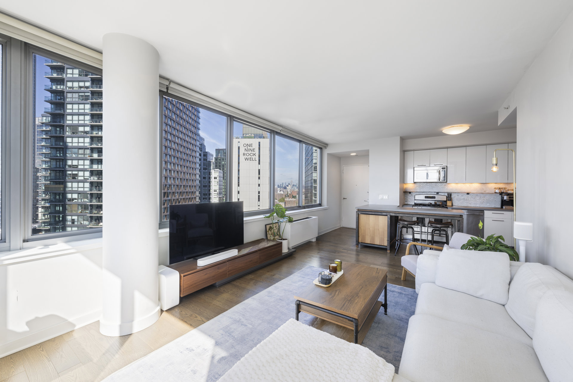 230 ASHLAND Place 21D