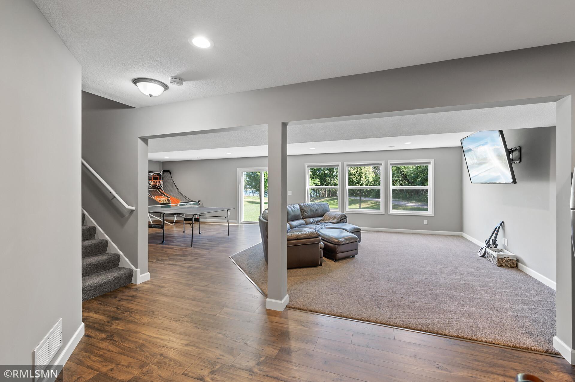 2620 White Pine Way