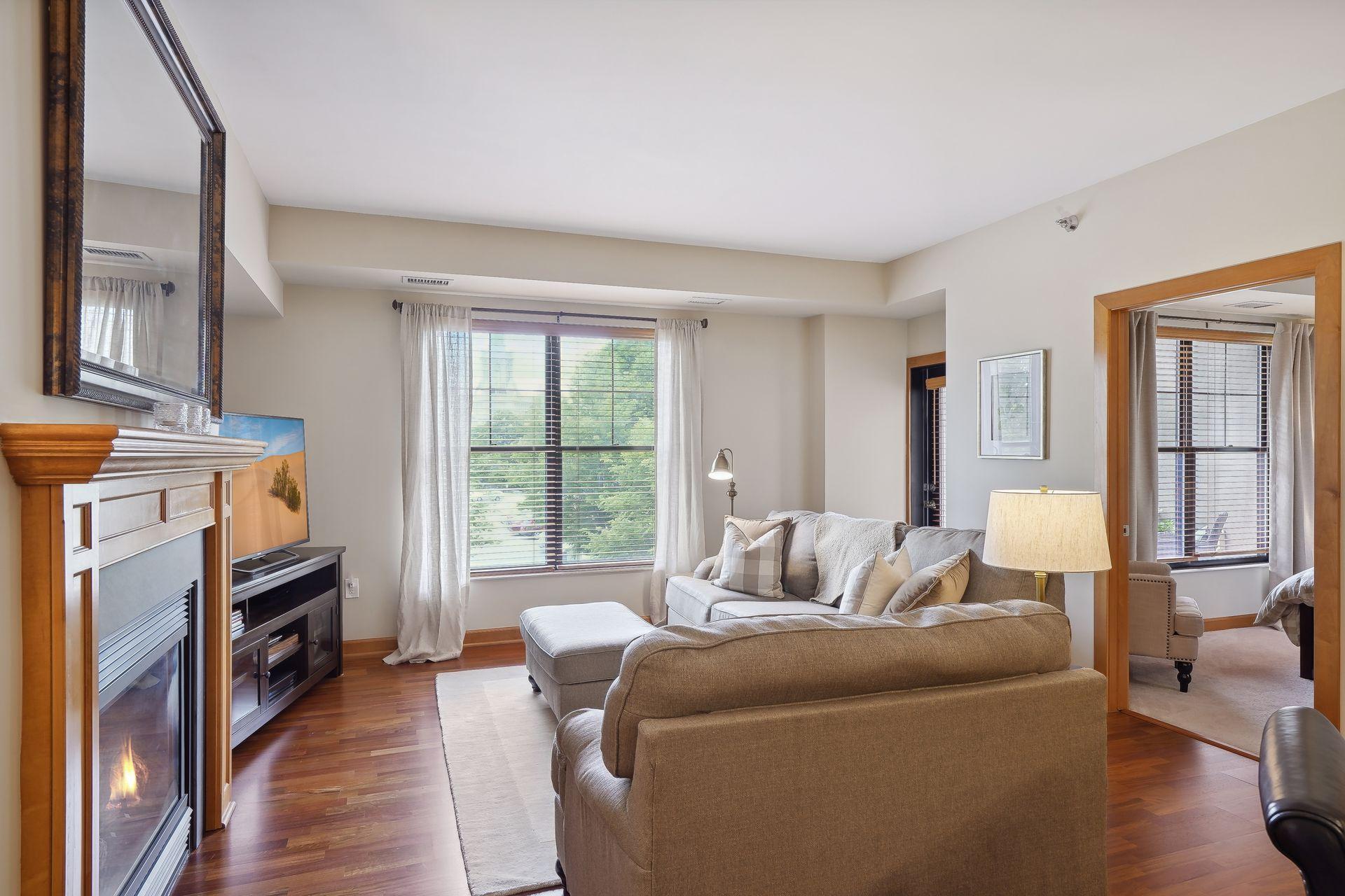 317 Groveland Avenue Unit: 214