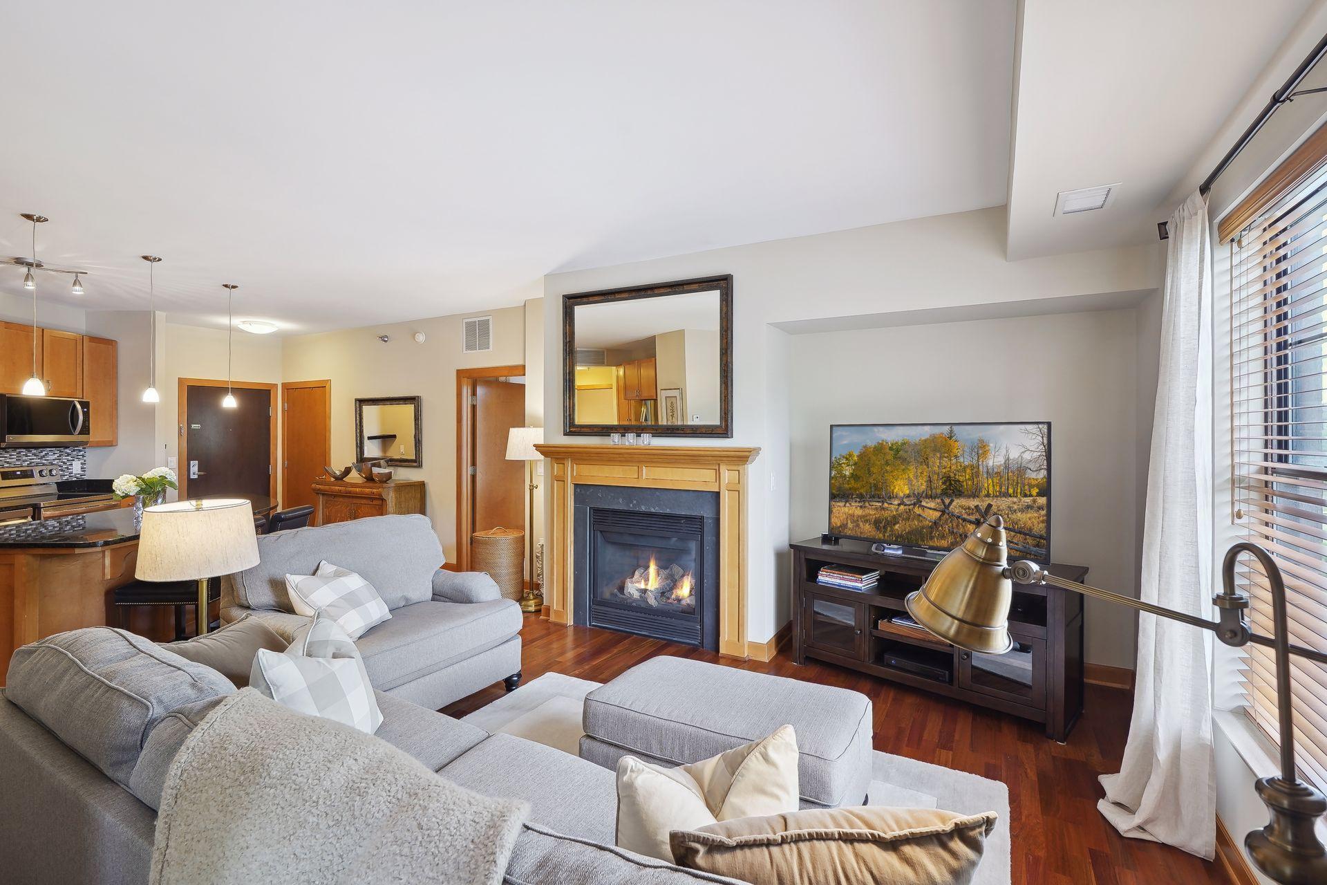 317 Groveland Avenue Unit: 214