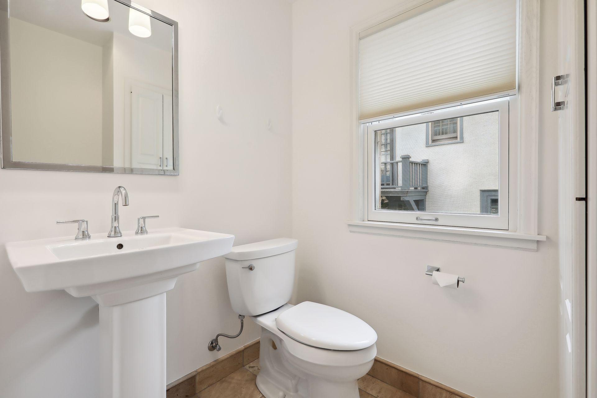 4344 W Lake Harriet Parkway Unit: 2