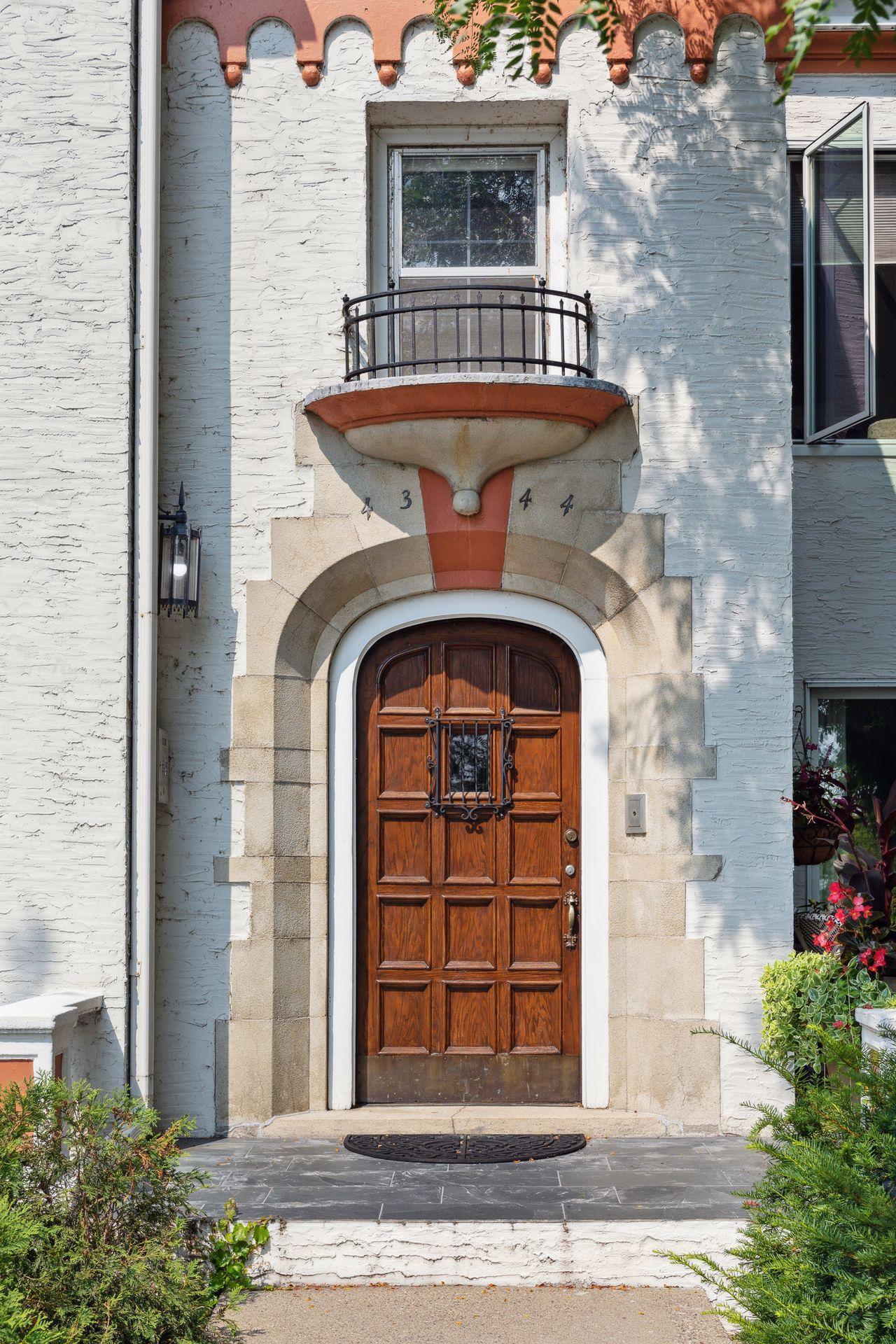 4344 W Lake Harriet Parkway Unit: 2