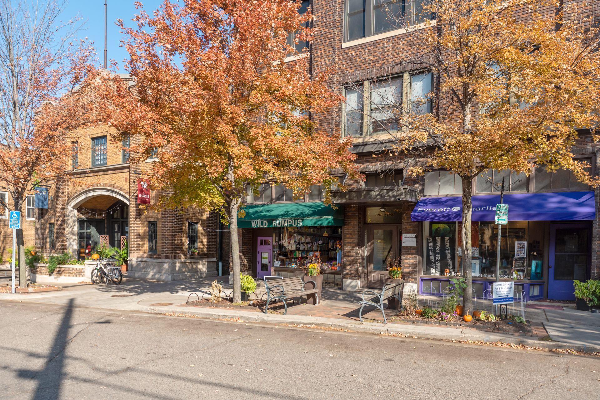4344 W Lake Harriet Parkway Unit: 2