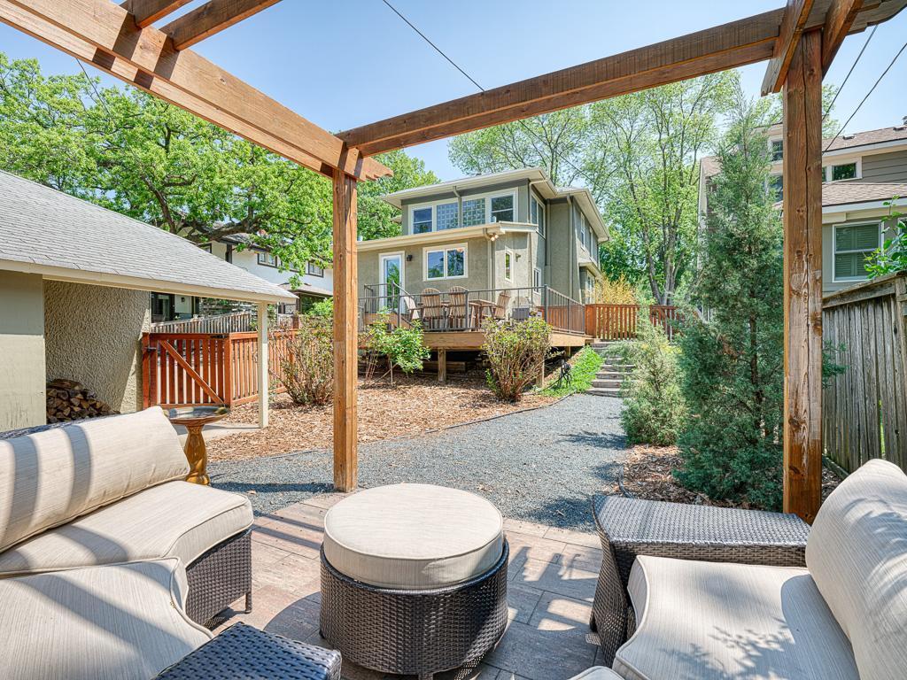4926 Dupont Avenue S