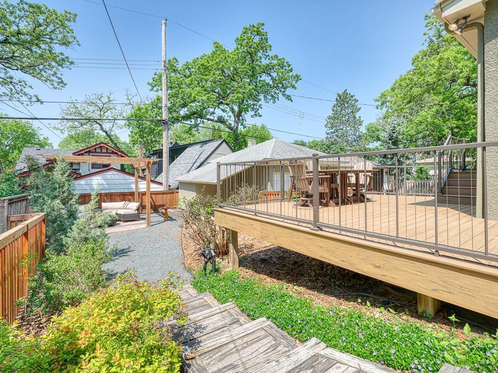 4926 Dupont Avenue S