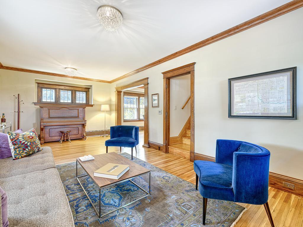 4926 Dupont Avenue S