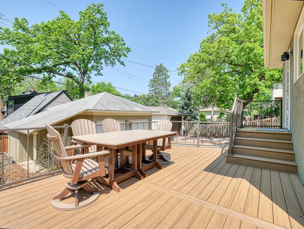 4926 Dupont Avenue S
