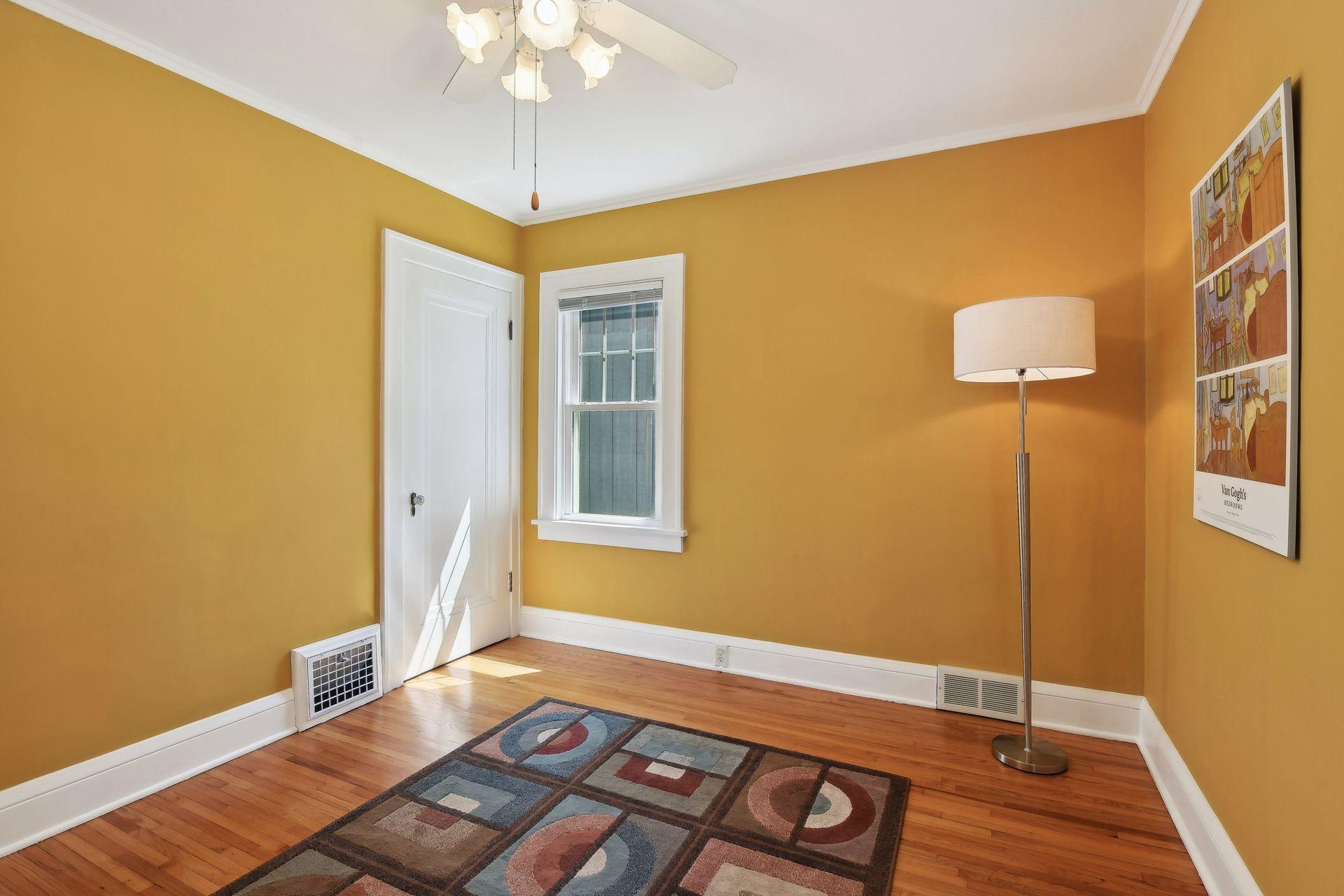 5432 Dupont Avenue S