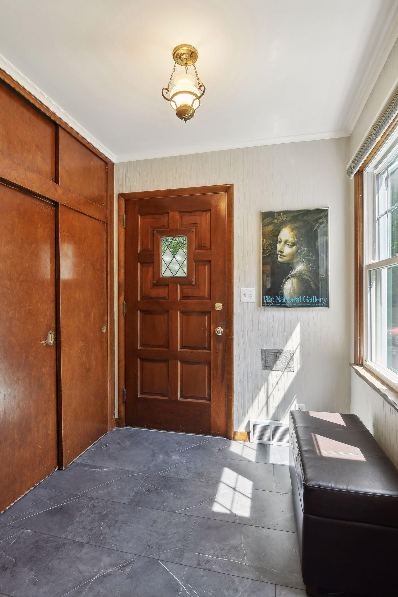 5432 Dupont Avenue S