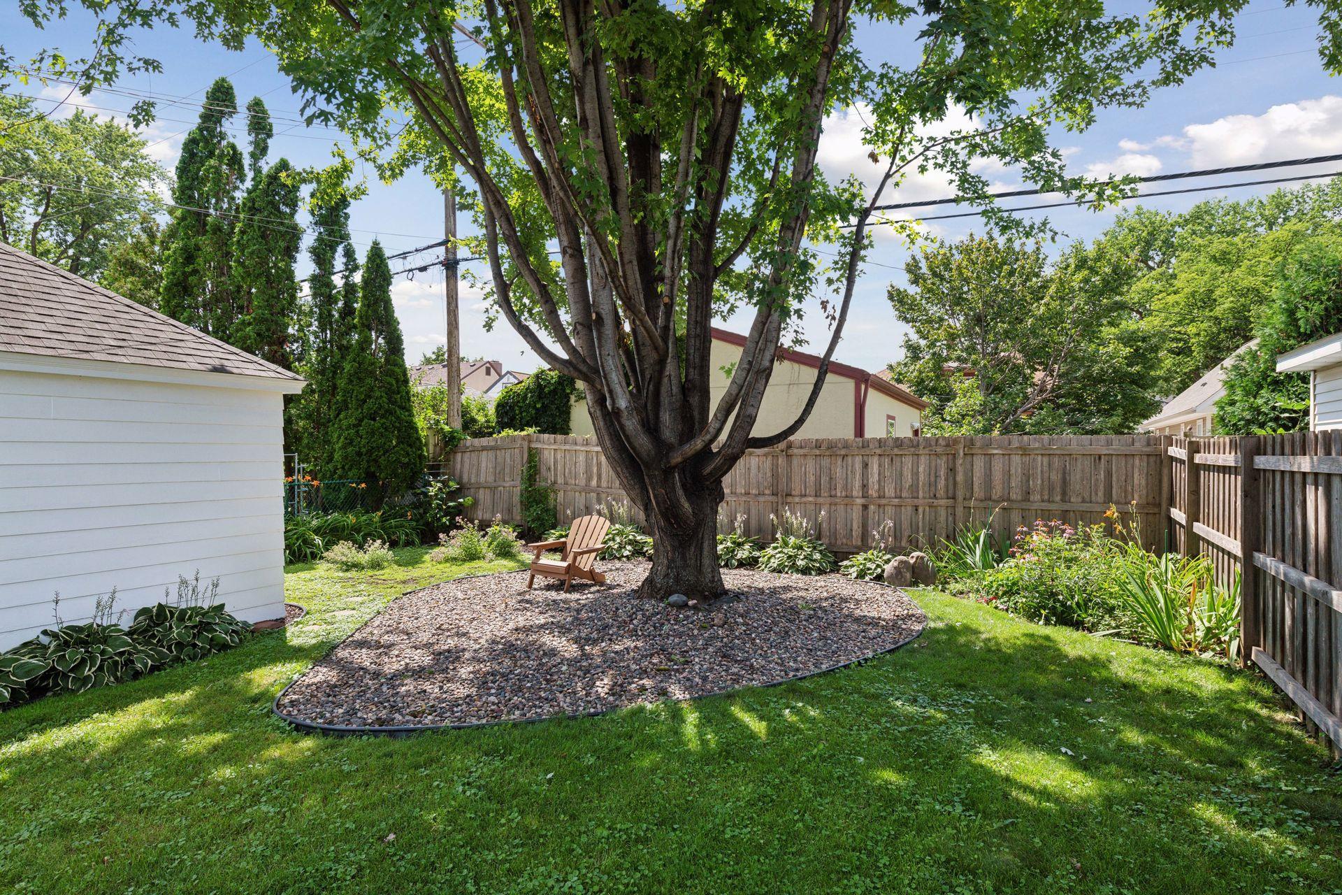 5432 Dupont Avenue S