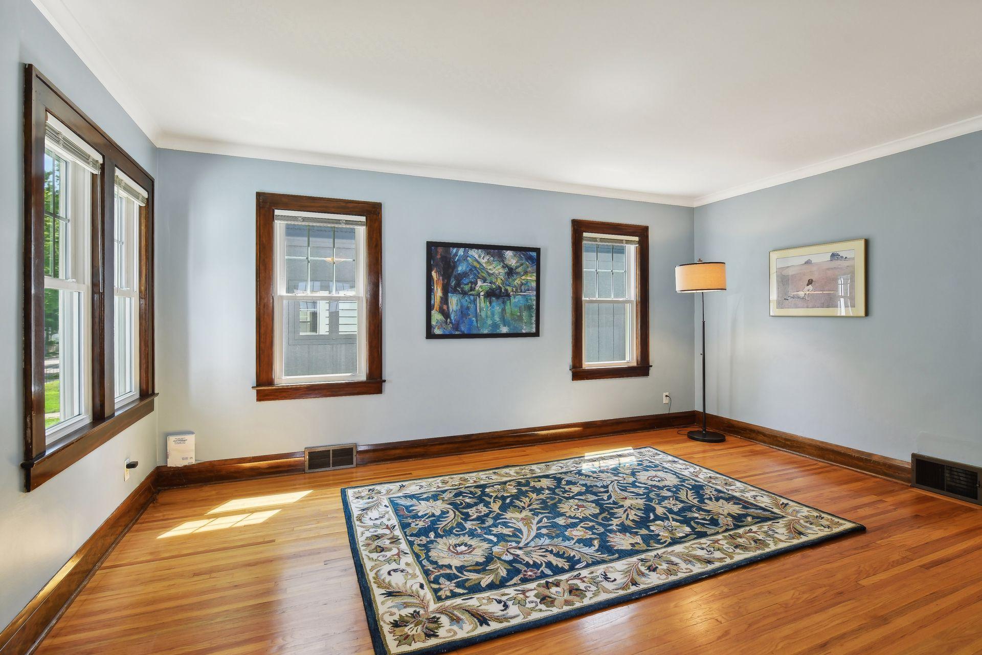 5432 Dupont Avenue S
