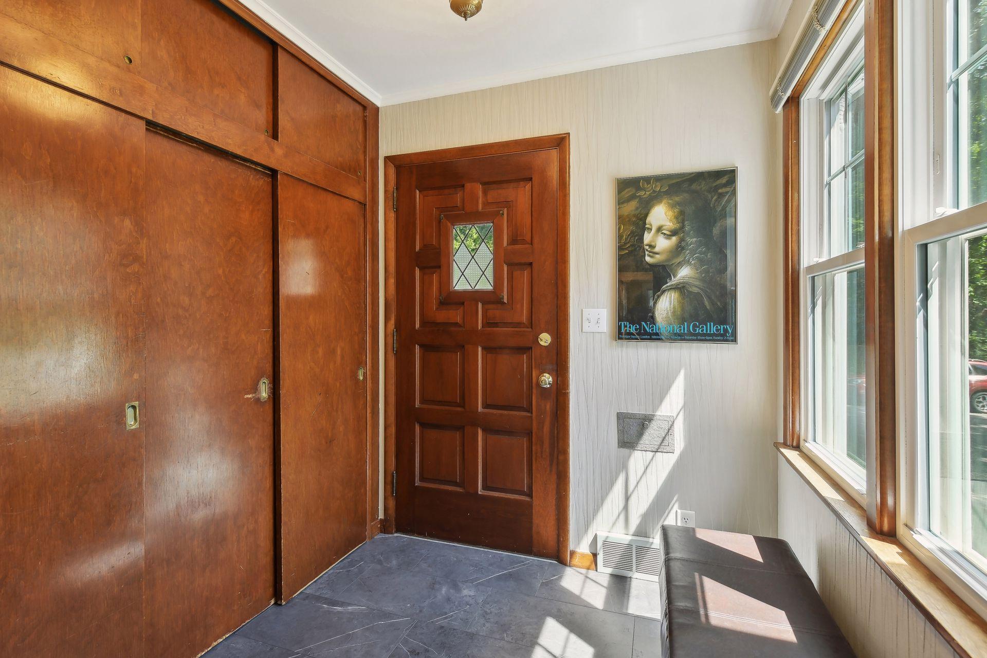 5432 Dupont Avenue S