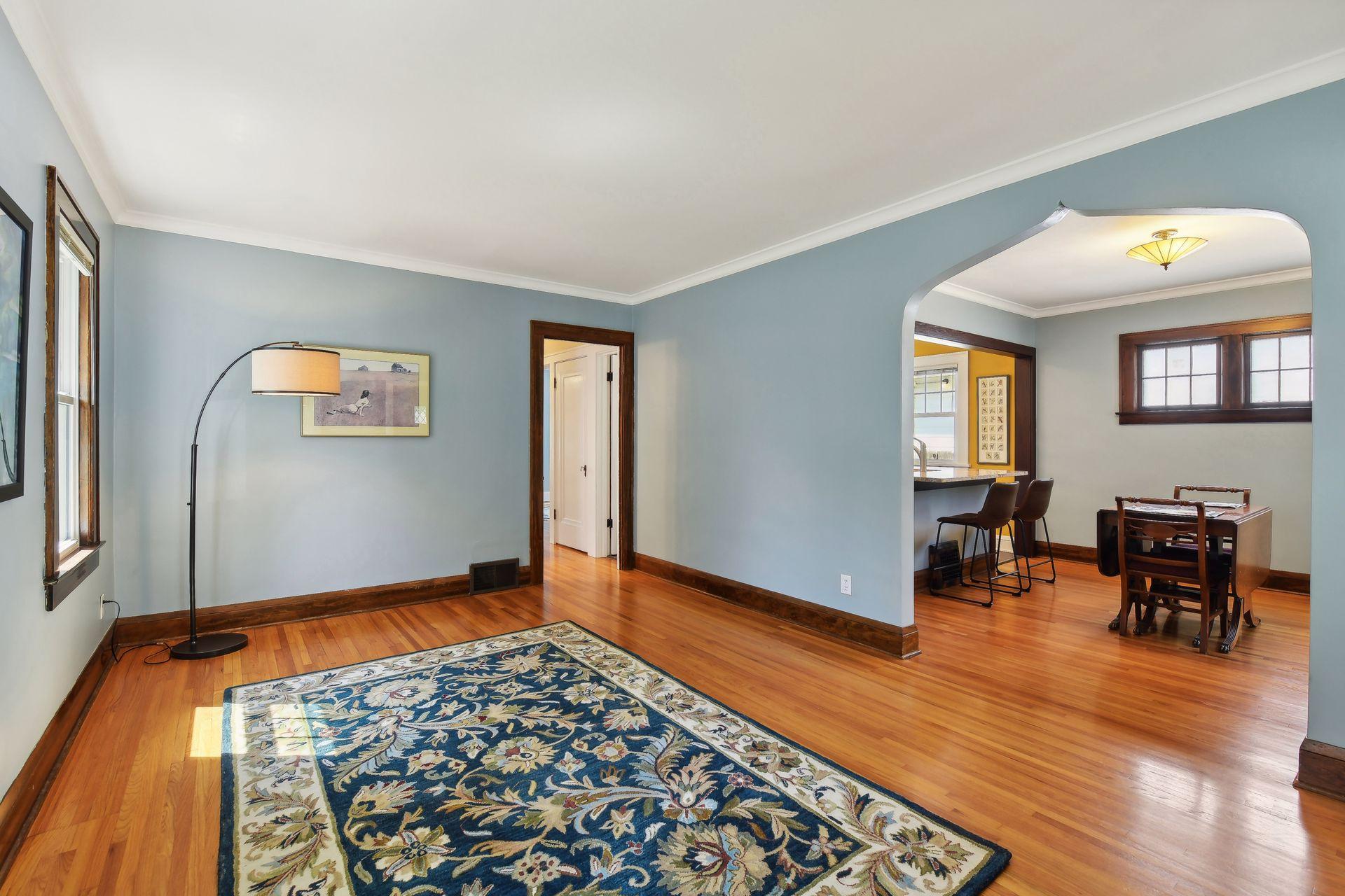 5432 Dupont Avenue S