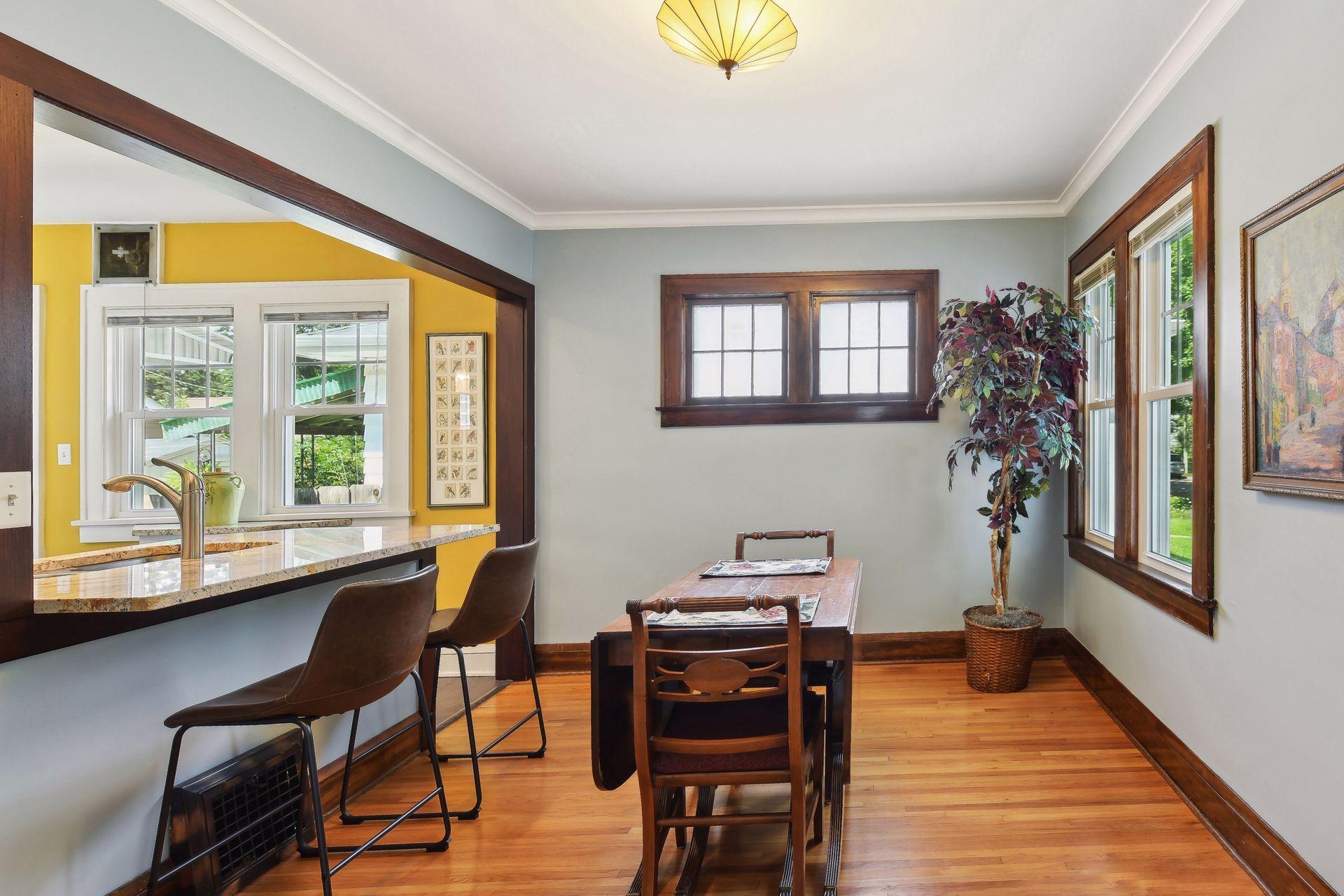 5432 Dupont Avenue S
