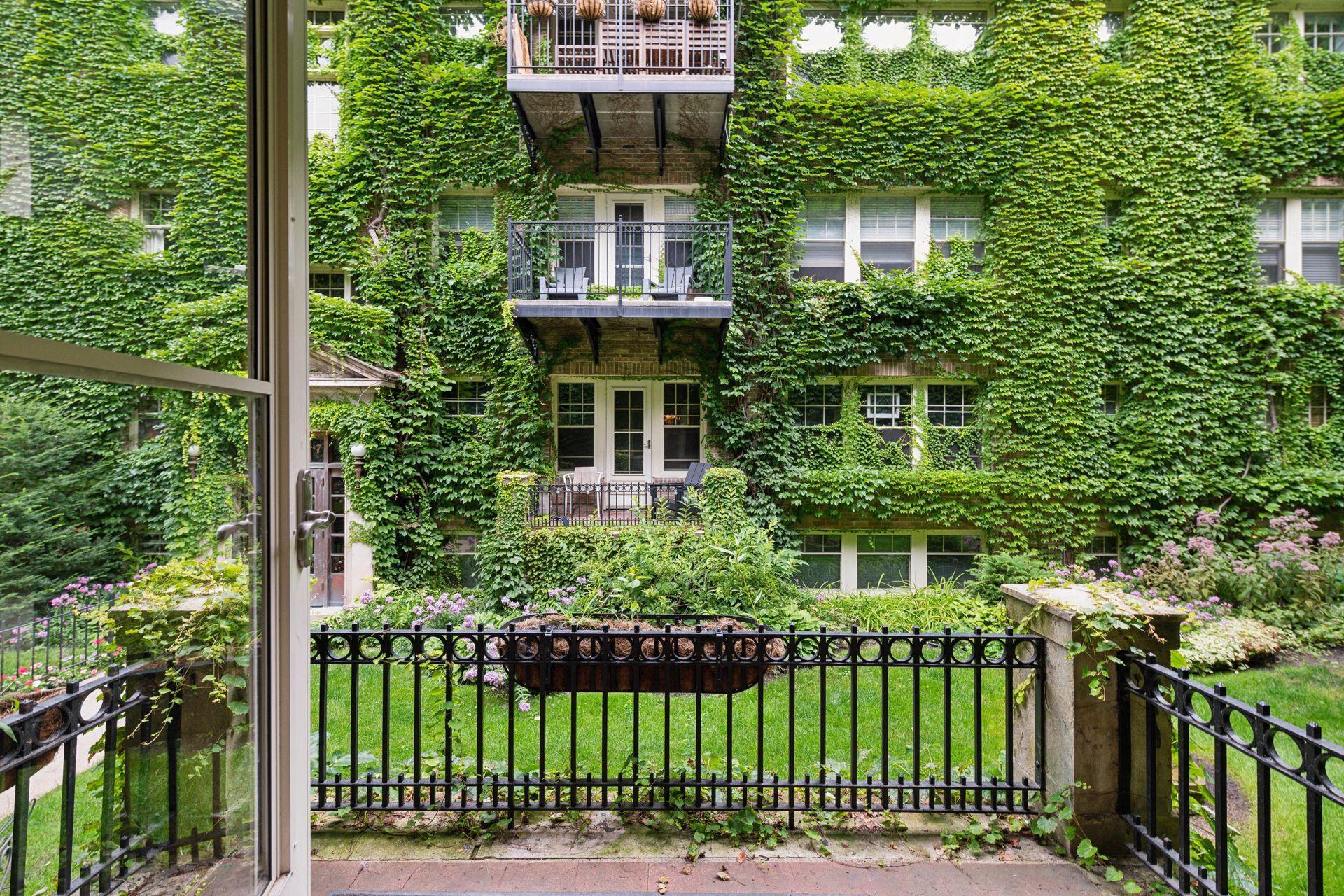 2519 Humboldt Avenue S Unit: 105