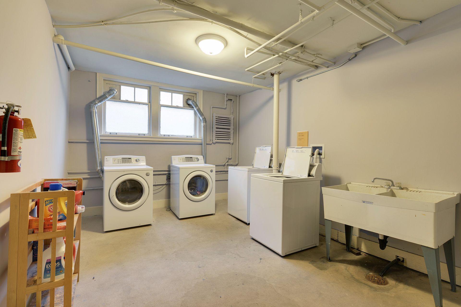 2519 Humboldt Avenue S Unit: 105